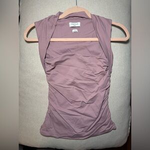 Aritzia Original Contour Flourish Top in Mauve